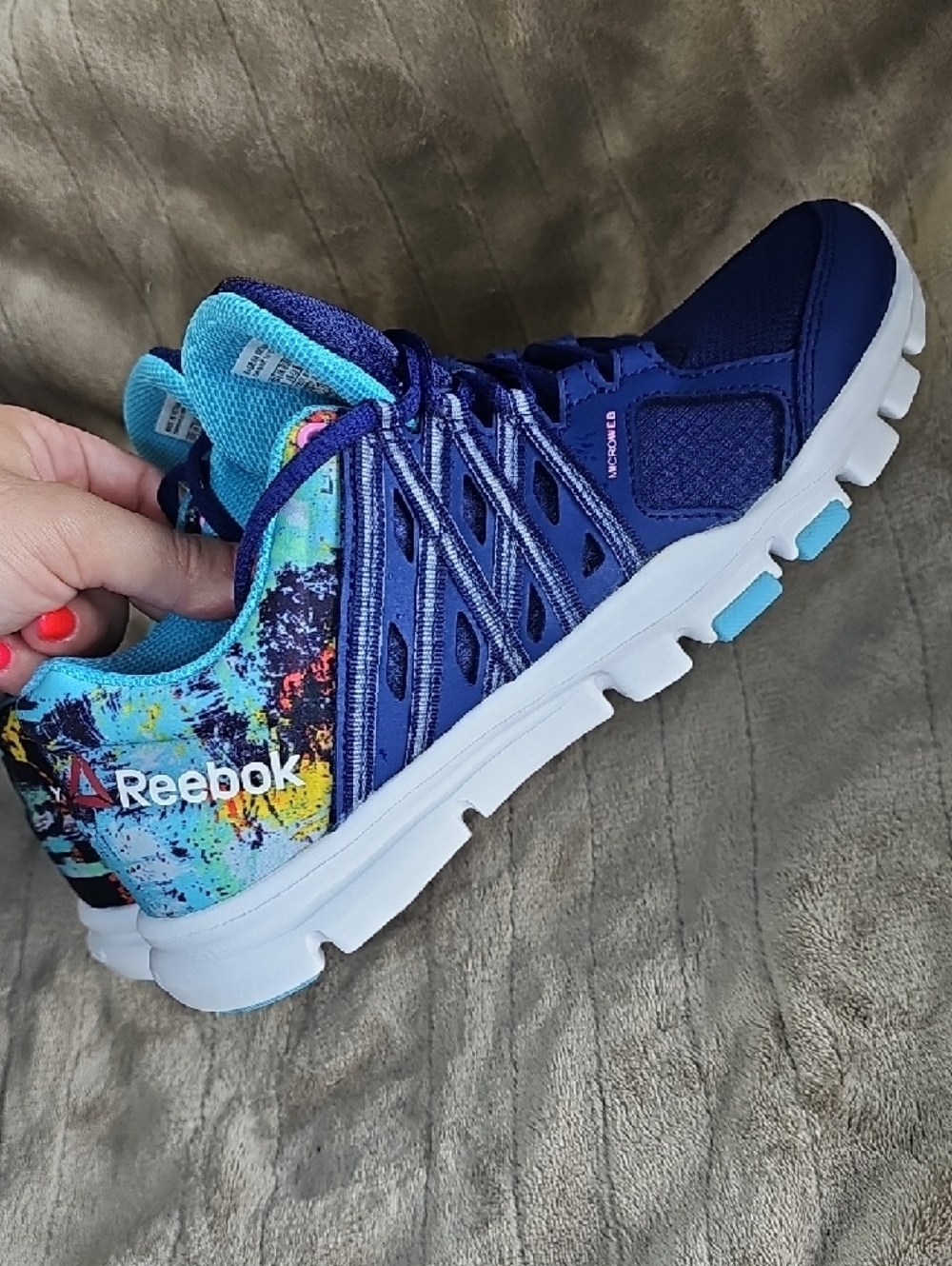 Reebok Women's Size 6 Navy Blue Sneakers with Teal and Multicolor Print - Picture 7 of 13